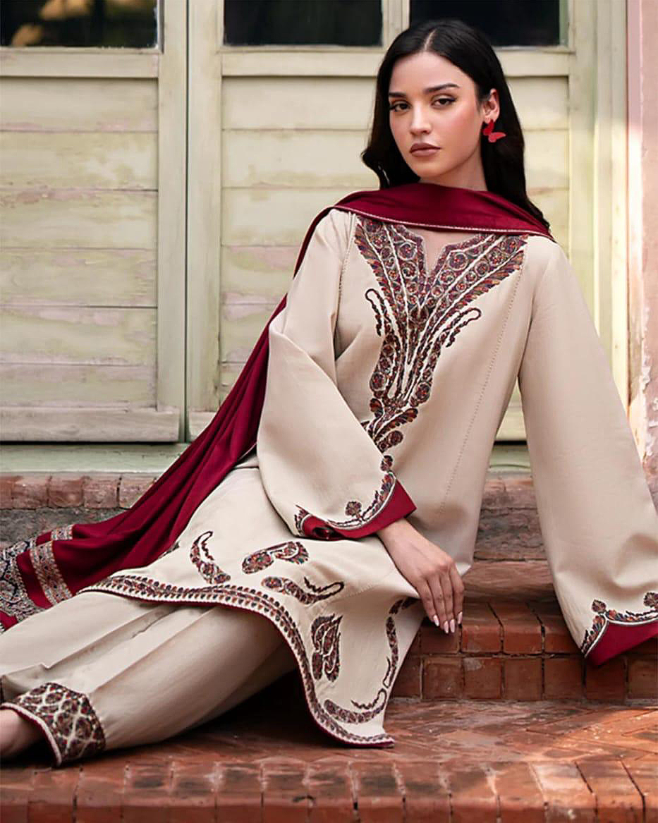 Stylish Digital Print Three Piece – Premium Cotton Silk