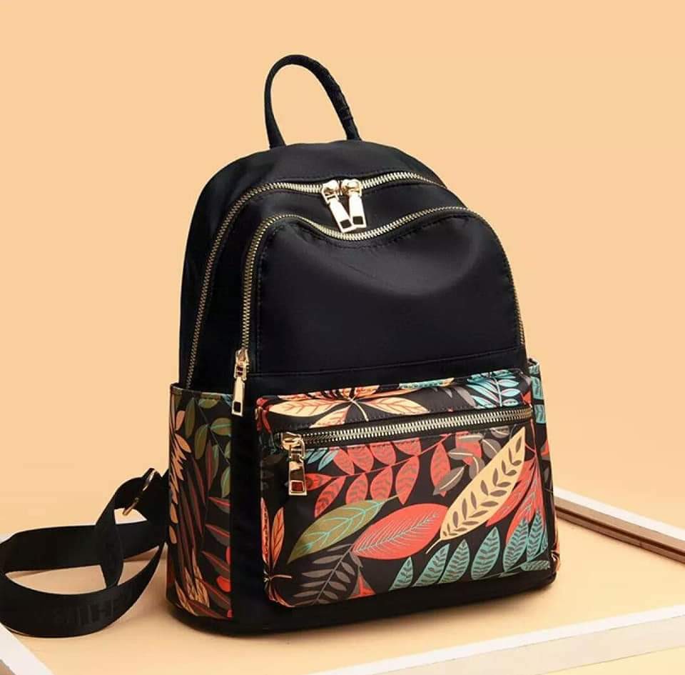 Fashionable Printed Backpack School Bag for Girls