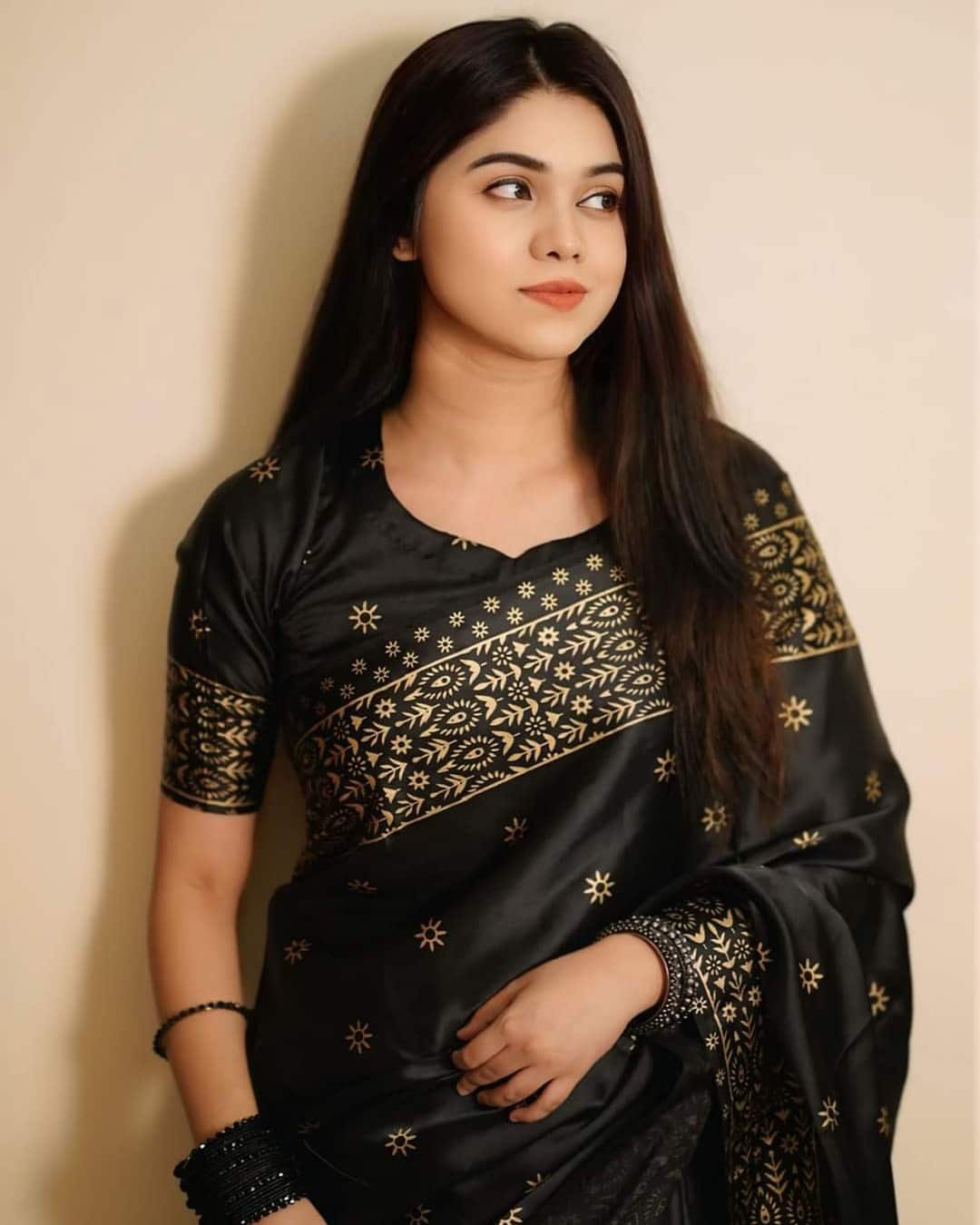 Elegant Half Silk Saree – Trendy Skin Print Work