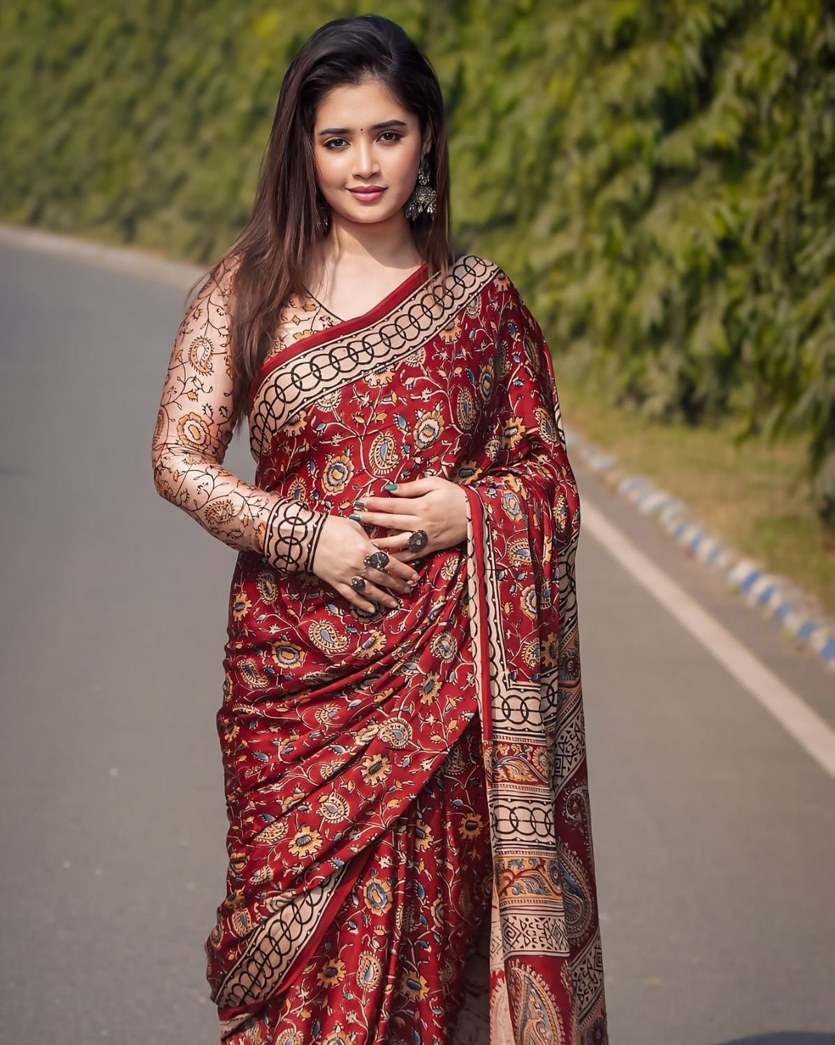 Soft Silk Saree 2025 – Trendy Digital Print with Tassels