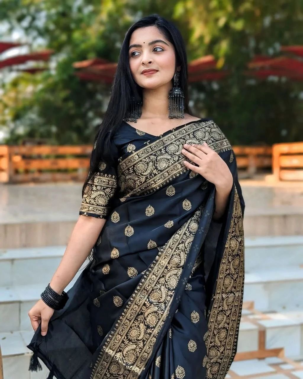 Trendy Japani Silk Saree Skin Print Design