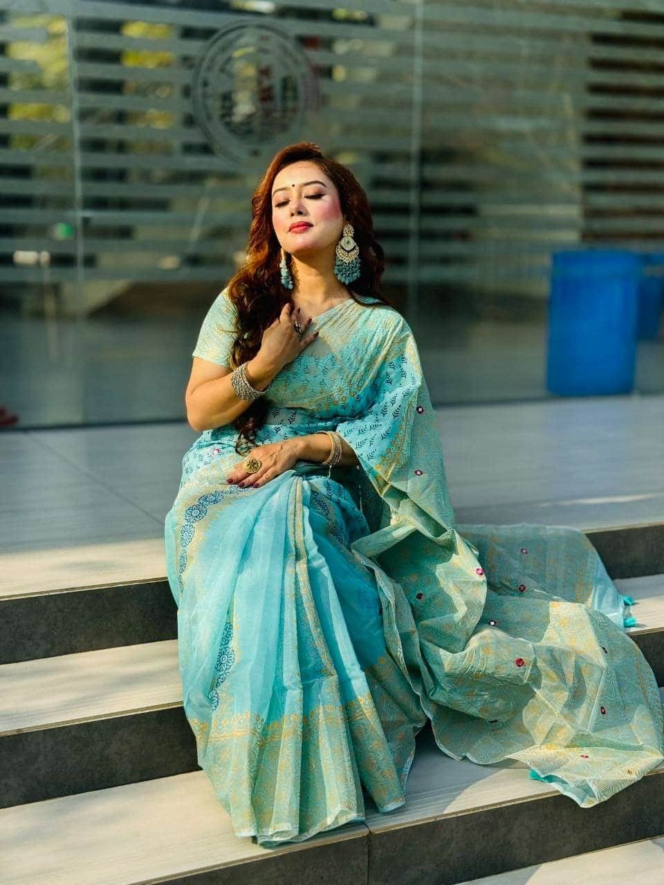 Elegant Semi Moslin Block Print Saree