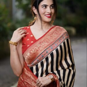 Stylish Digital Print Silk Saree with Blouse