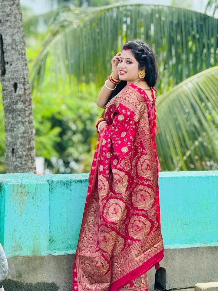 Trendy Premium Japani Silk Sharee