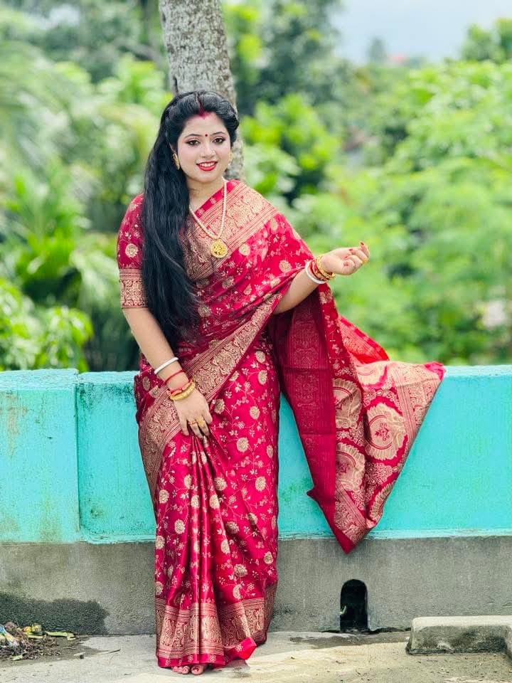 Trendy Premium Japani Silk Sharee