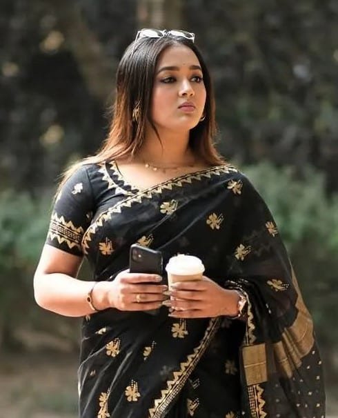 Stylish Semi Moslin Saree