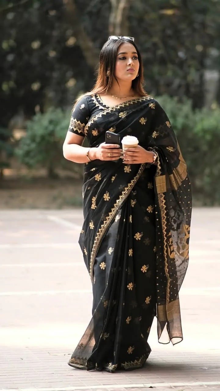 Stylish Semi Moslin Saree