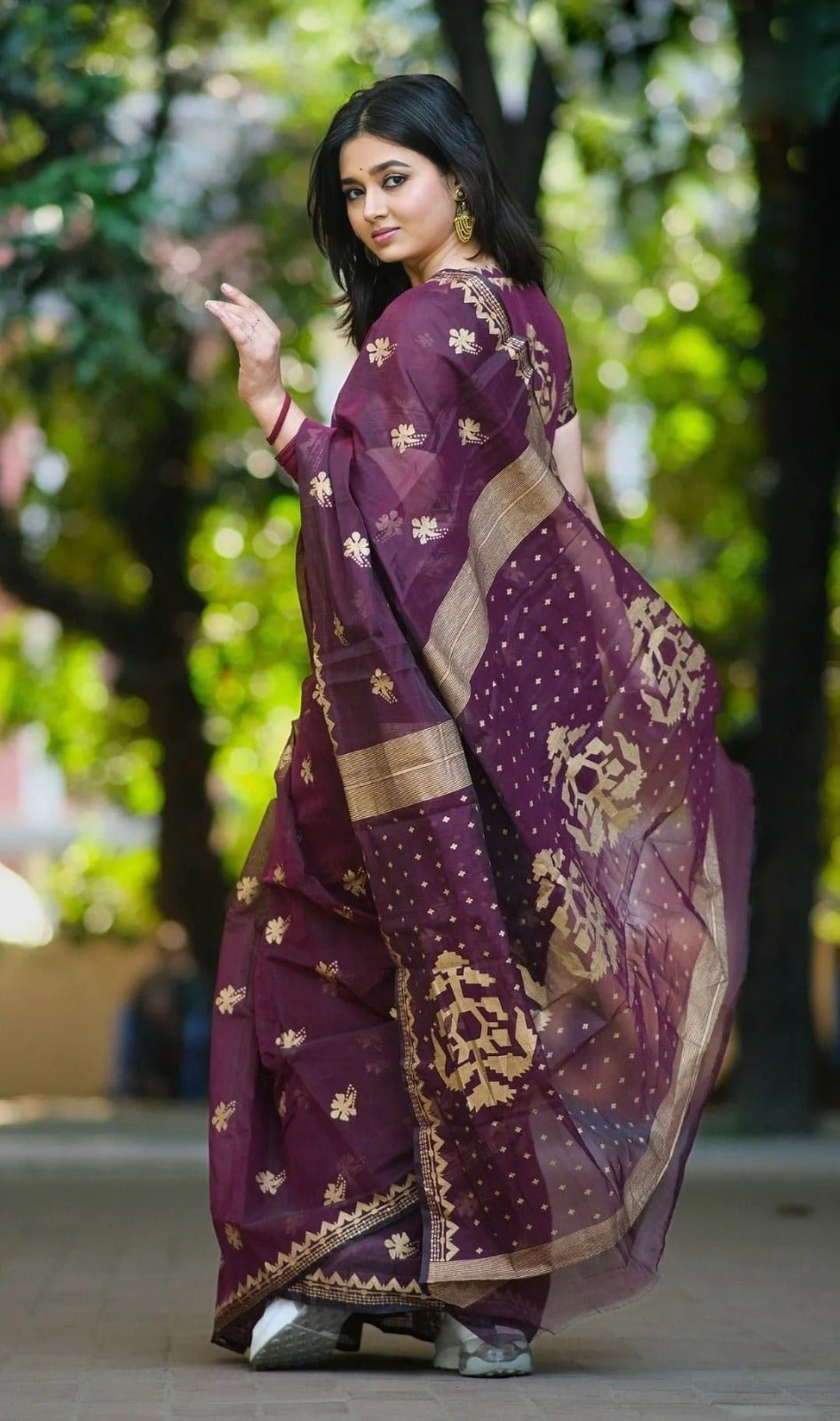 Stylish Semi Moslin Saree