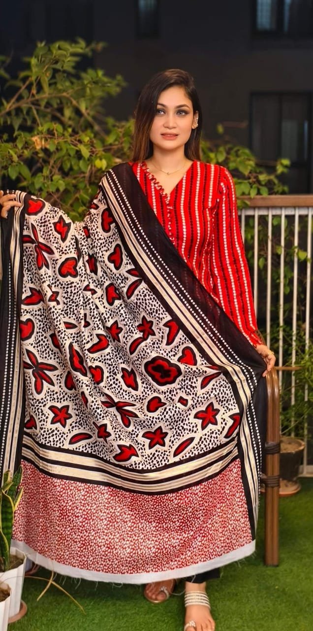 Premium Lilen Three Piece With Screen Print