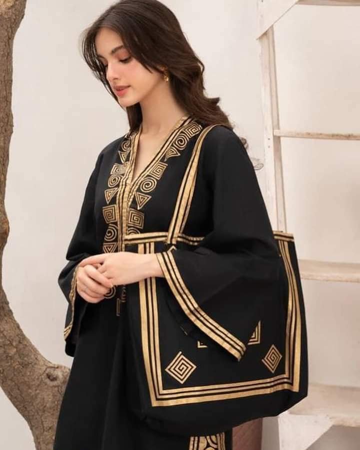 Stylish Two Piece & Bag Combo - Black