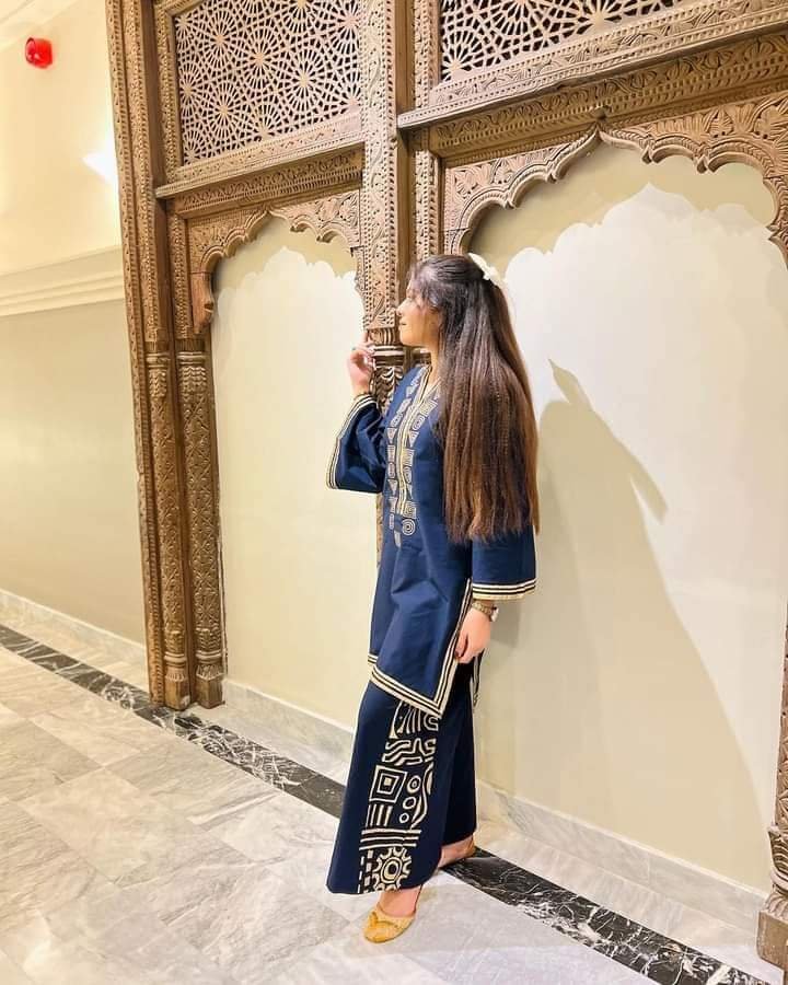 Stylish Two Piece & Bag Combo - Blue