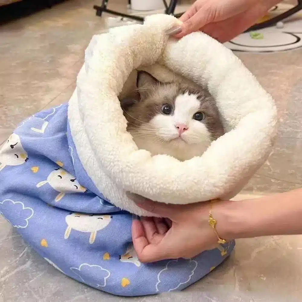 Cat Sleeping Bag – Soft, Cozy & Durable Pet Bed for Cats